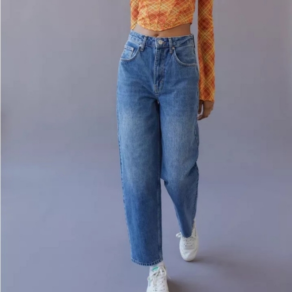 Urban Outfitters Denim - NWT BDG Urban Outfitters High Rise Baggy Petite Jeans Size 25